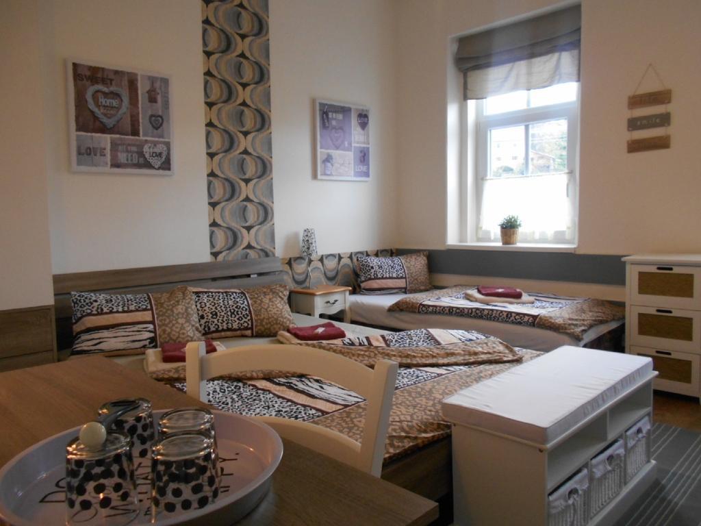 Pension A Restaurant Vesna - Ceske Svycarsko Srbská Kamenice Zewnętrze zdjęcie